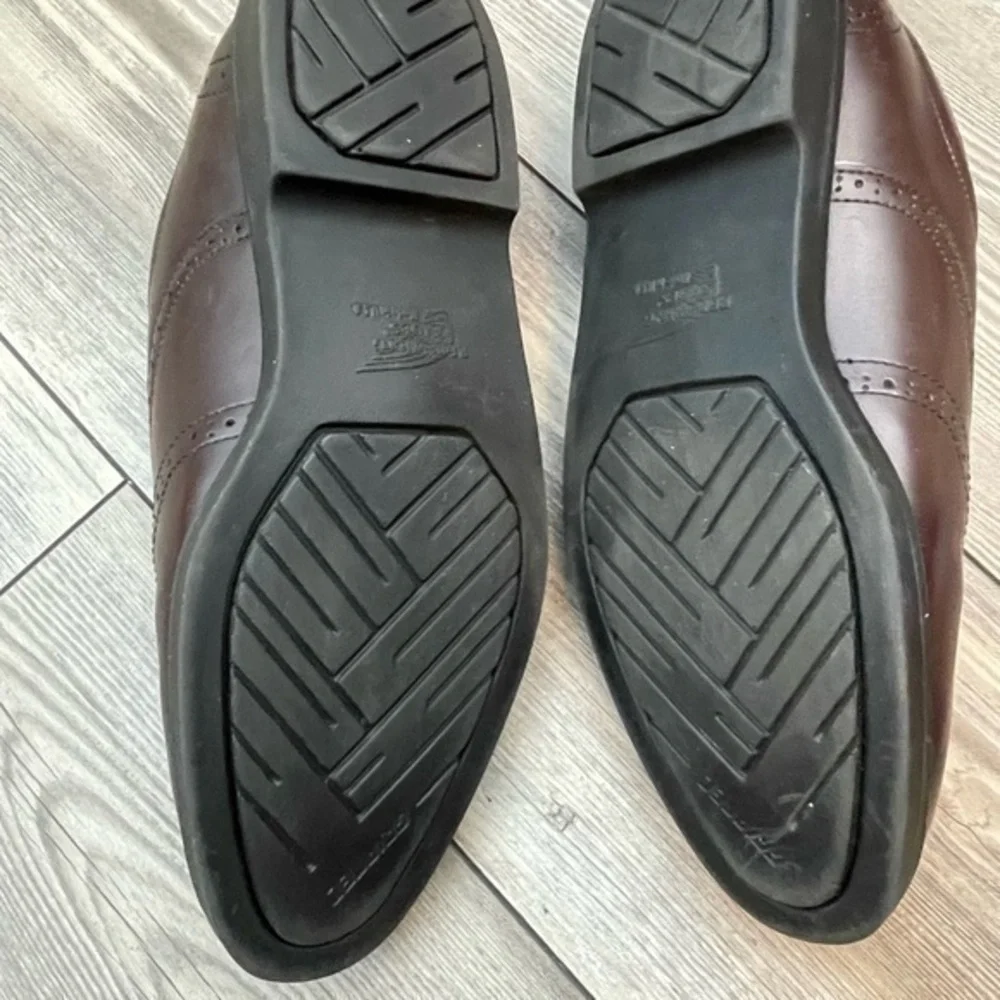 RED WING SHOES Men's Dark Brown Wingtip Dress Shoes, Size 11, EUC